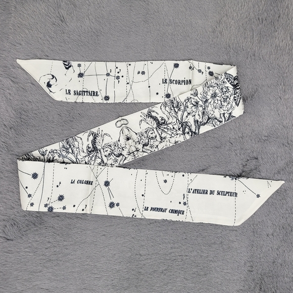 New Zodiac Signs Silk Skinny Scarf Twilly - Picture 7 of 7